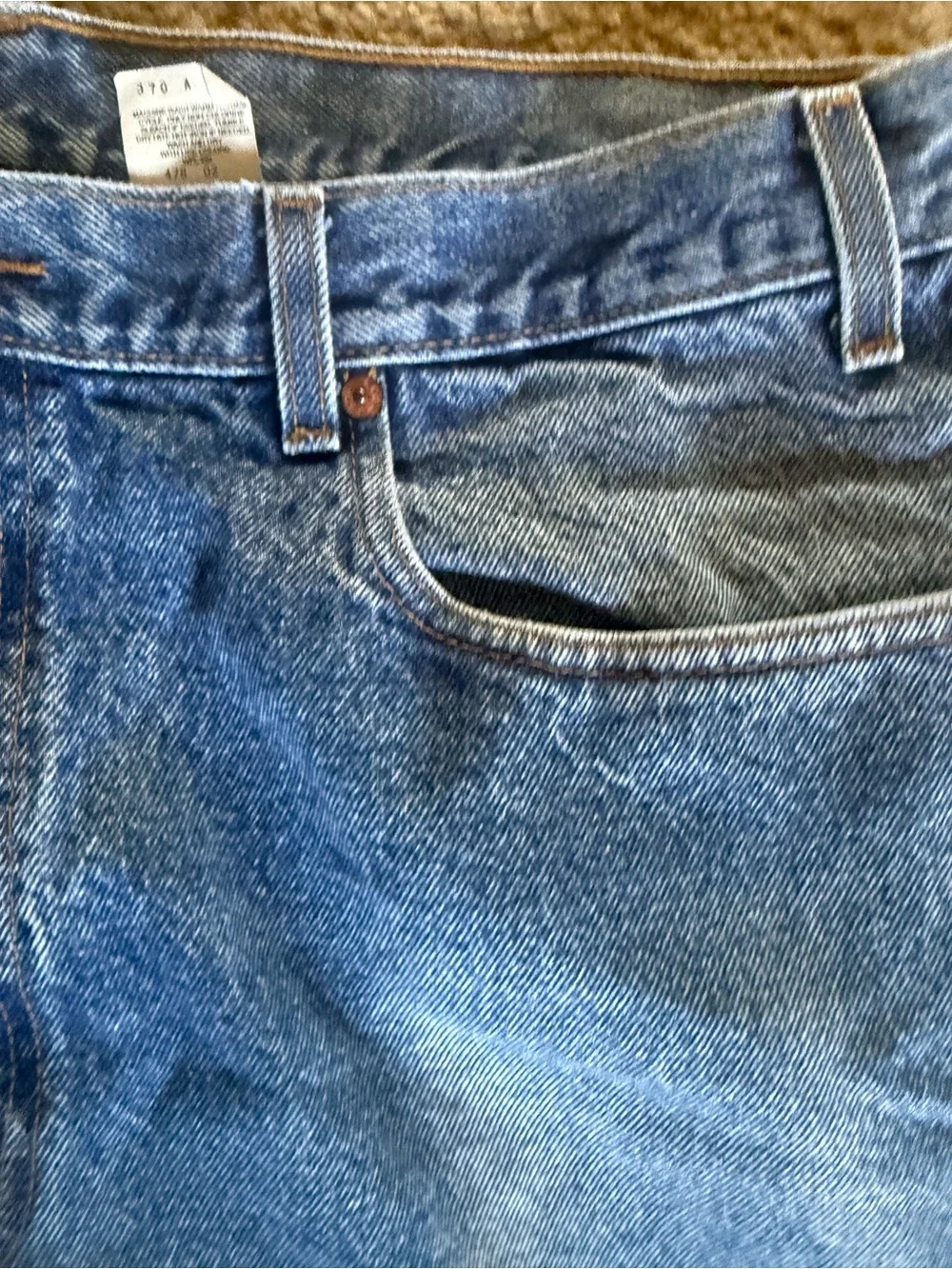 Vintage Levis 550 Jeans Men 40x34 Relaxed Fit  90s Y2K